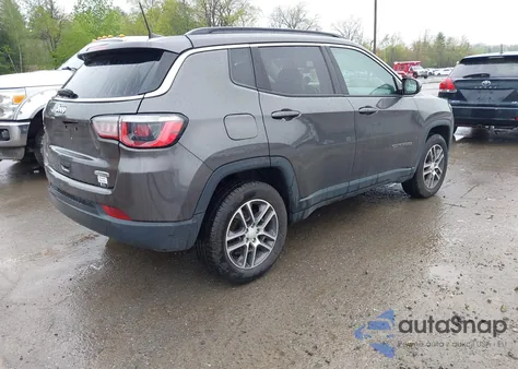 2018 Jeep Compass Latitude 4X4 из США, поврежденный, VIN 3C4NJDBB5JT112368